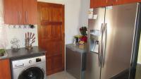 Kitchen - 10 square meters of property in Azaadville Gardens