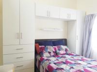 Bed Room 2 - 13 square meters of property in Sagewood