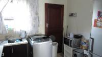 Kitchen - 9 square meters of property in Sagewood