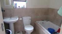 Bathroom 1 - 5 square meters of property in Sagewood