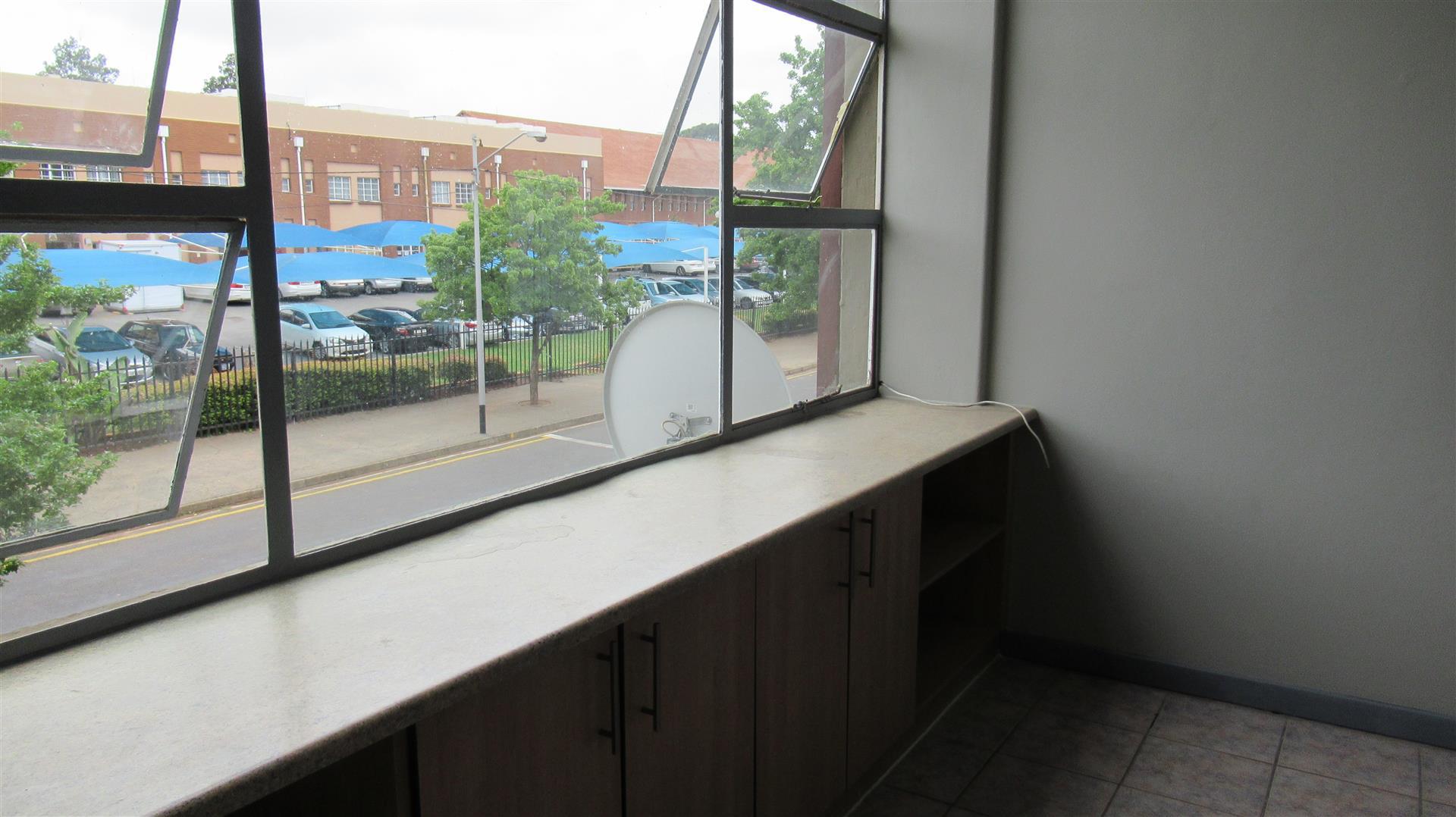 Lounges - 31 square meters of property in Symhurst