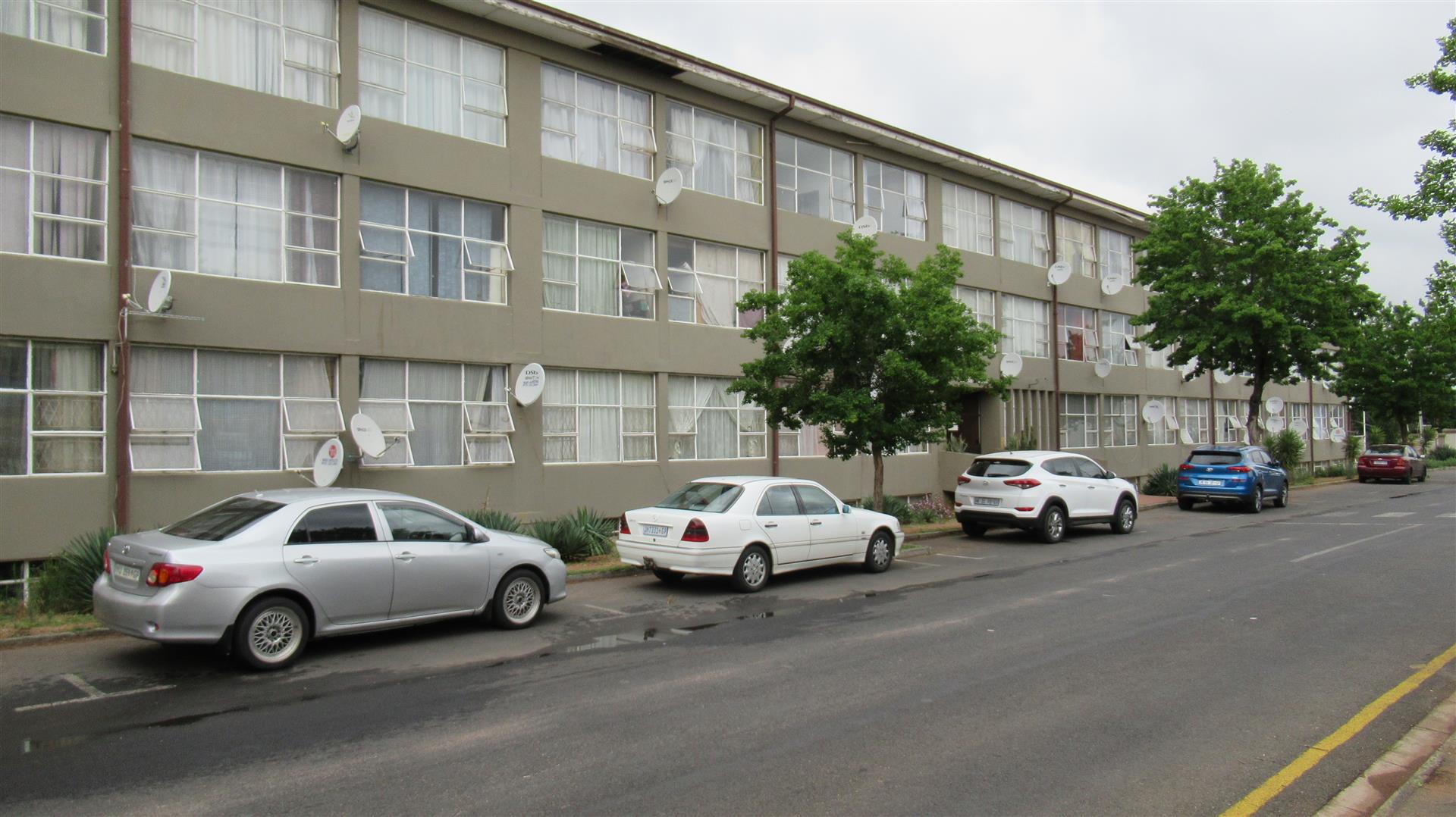 Front View of property in Symhurst