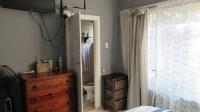 Bed Room 2 - 17 square meters of property in Impala Park