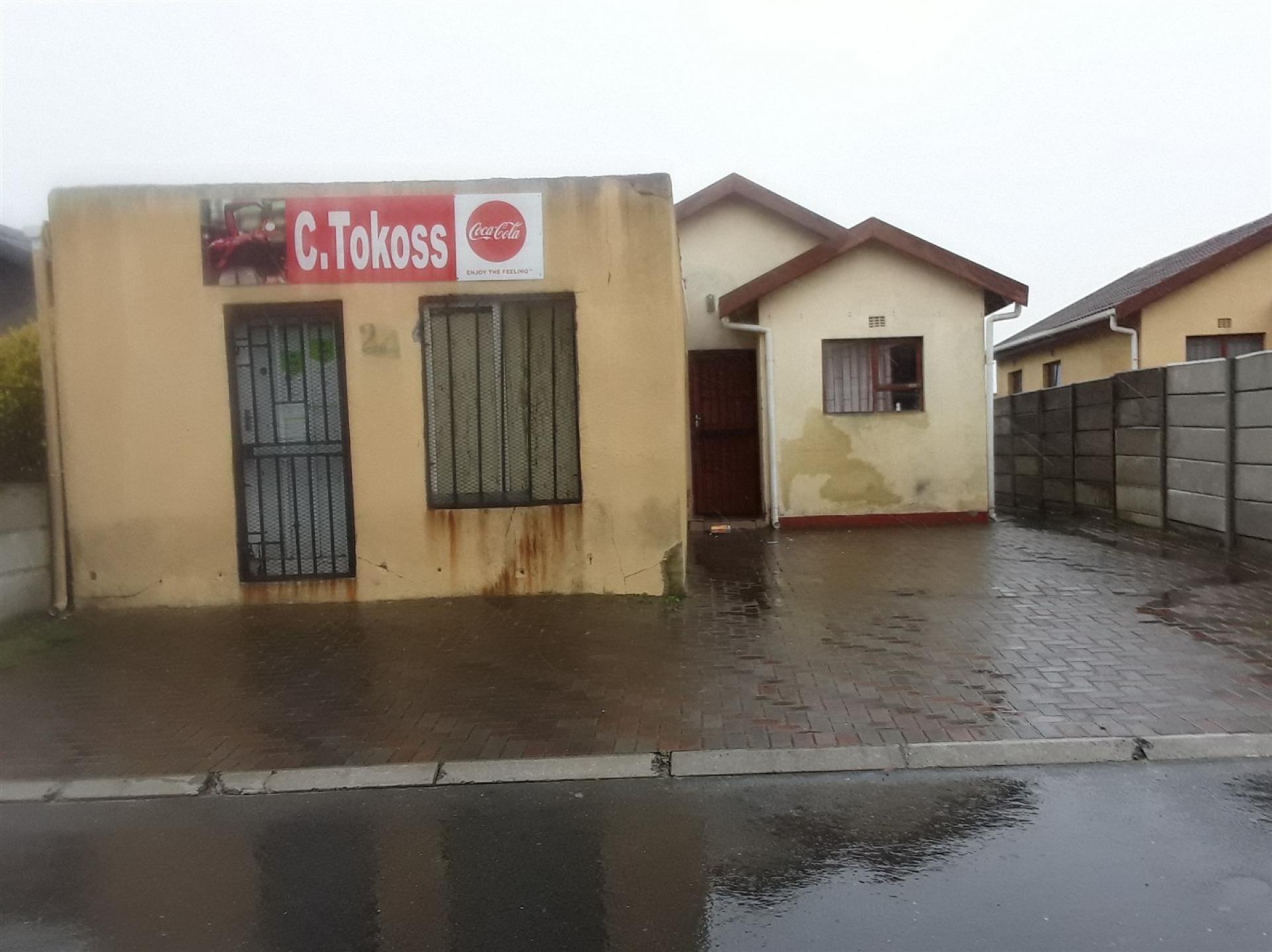 Front View of property in Kuils River