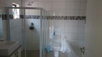 Main Bathroom - 10 square meters of property in Vanderbijlpark