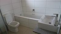 Bathroom 1 - 7 square meters of property in Vanderbijlpark