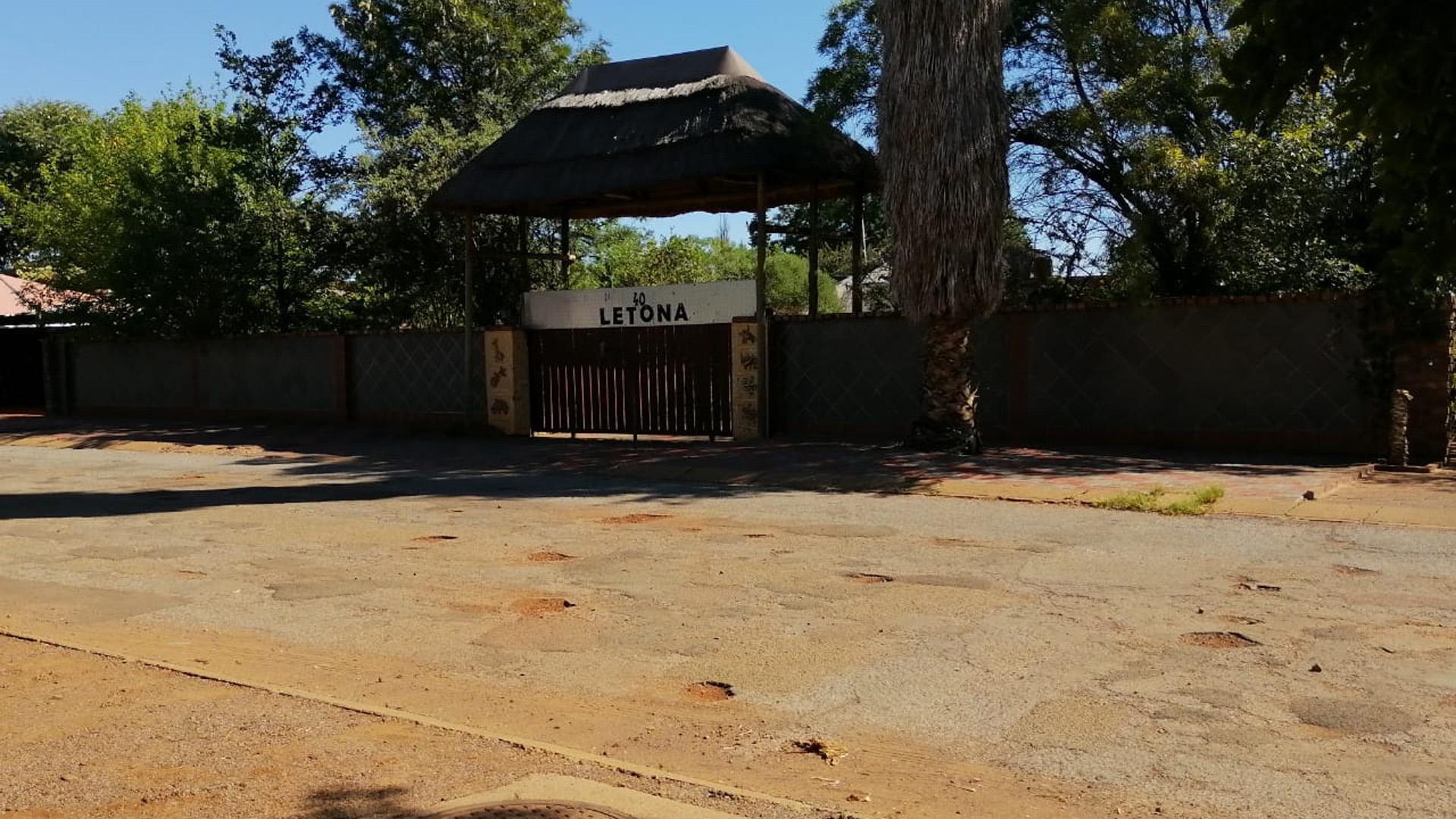 Front View of property in Kuruman