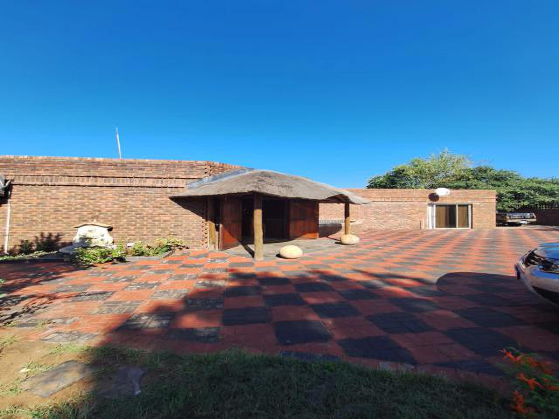 Front View of property in Kuruman
