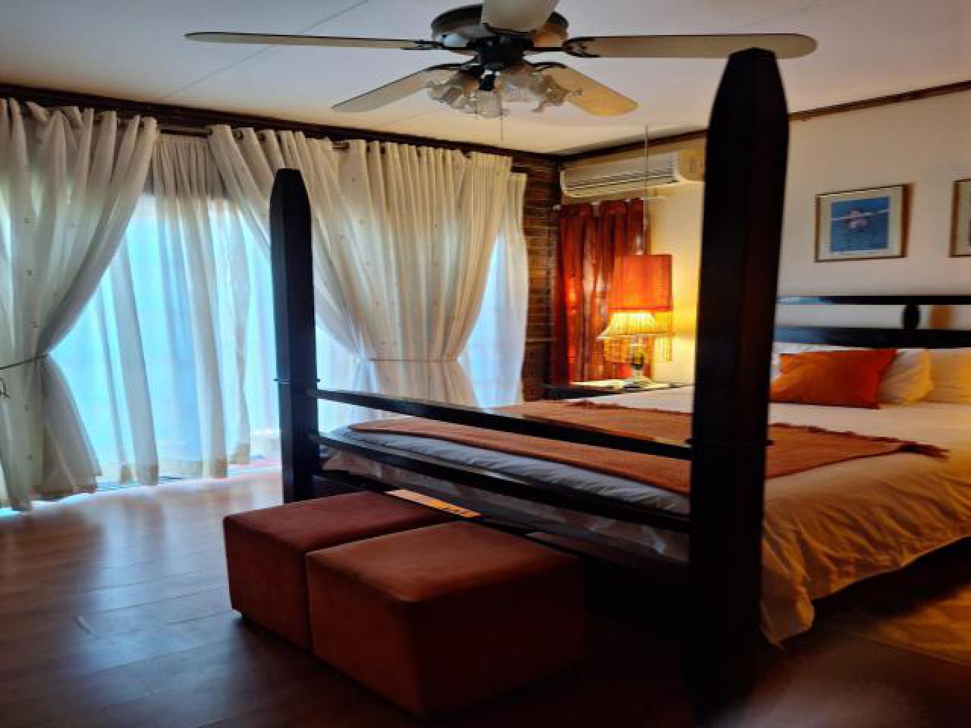 Bed Room 2 of property in Kuruman