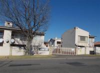 Front View of property in Modelpark