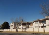Front View of property in Modelpark