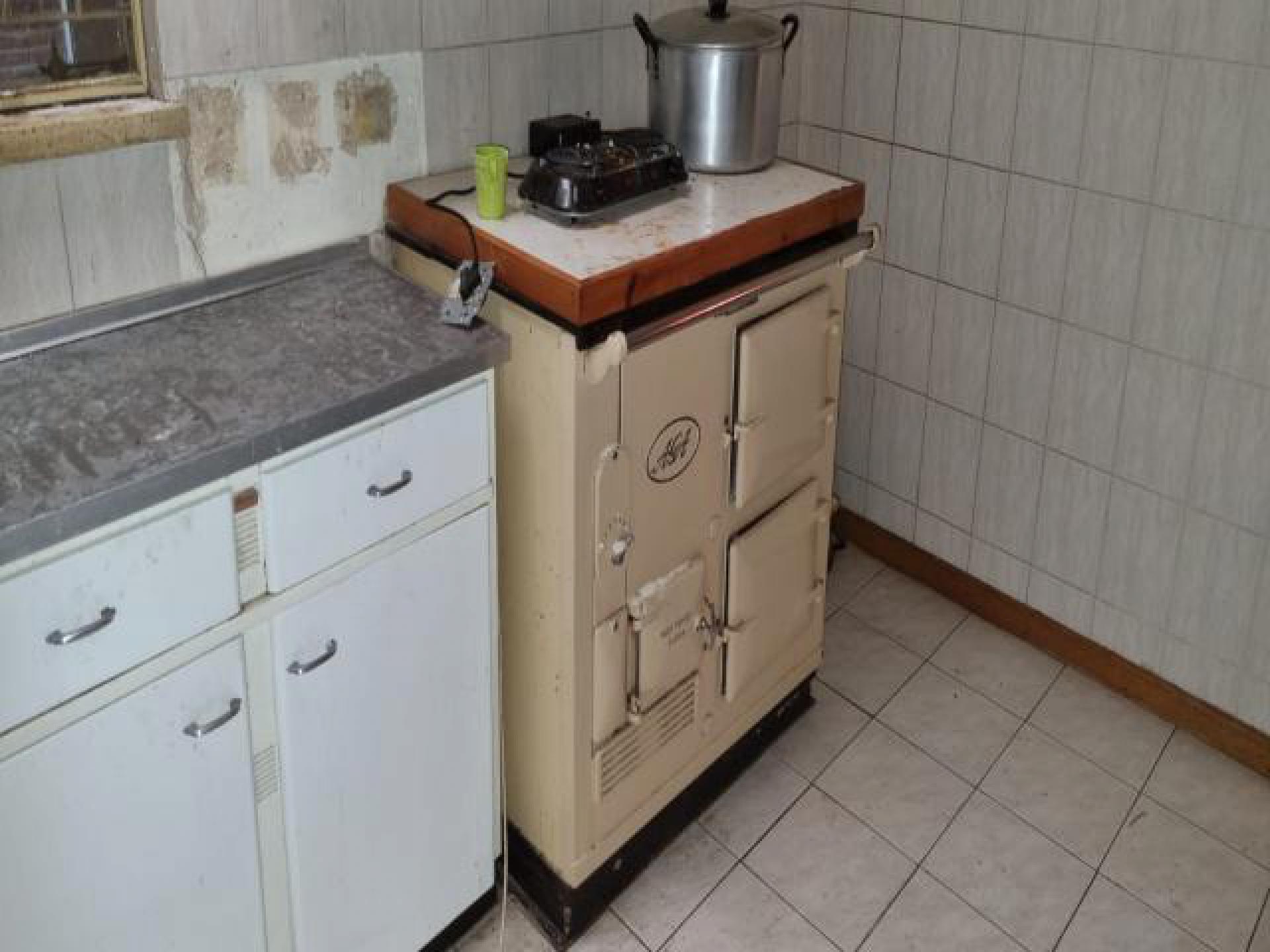 Kitchen of property in Dewetsdorp