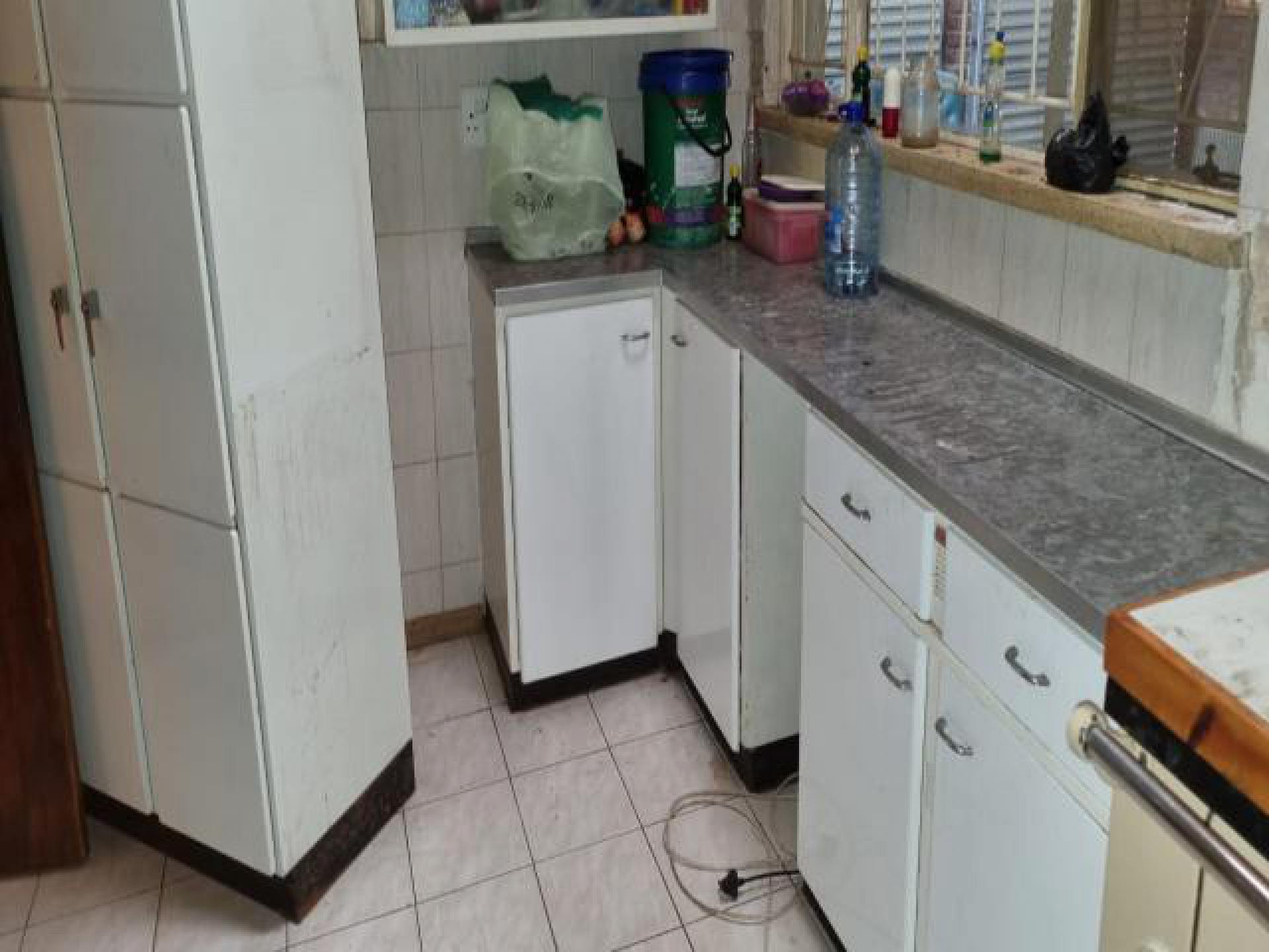 Kitchen of property in Dewetsdorp