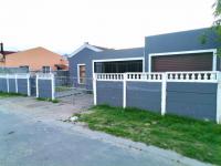 3 Bedroom 1 Bathroom House for Sale for sale in Macassar