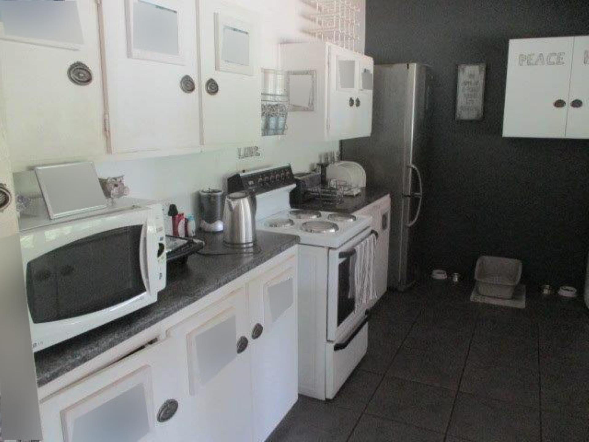 Kitchen of property in Somerset West