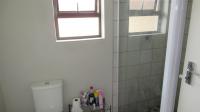 Main Bathroom - 5 square meters of property in Sunair Park