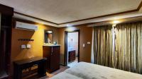 Bed Room 5+ - 343 square meters of property in Walkerville