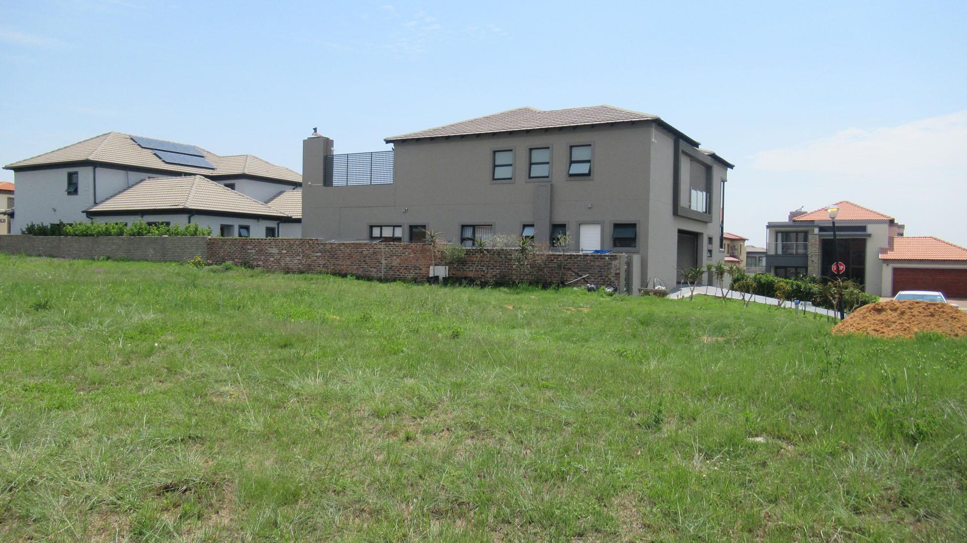 Backyard of property in Blue Valley Golf Estate