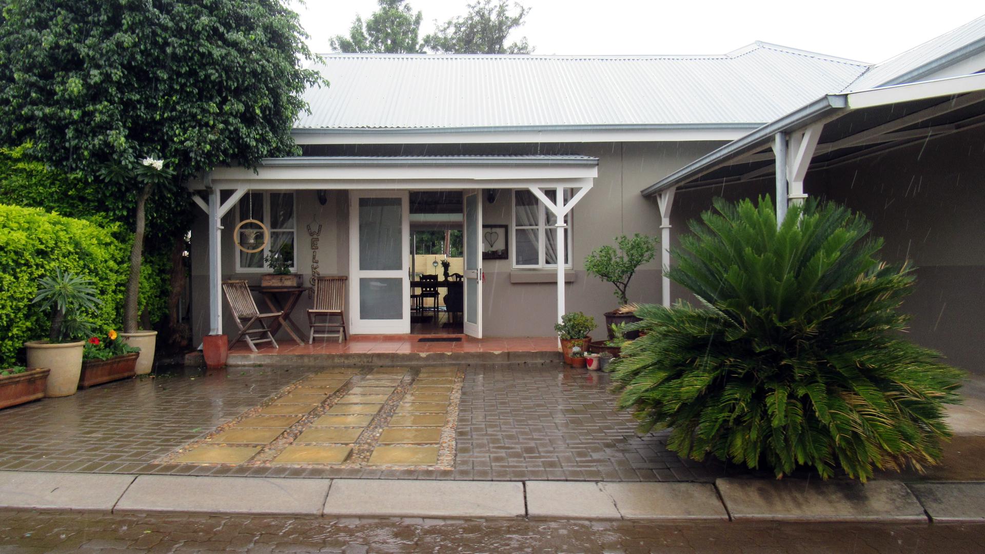 Front View of property in Rustenburg