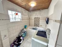 Bathroom 2 of property in Kuils River