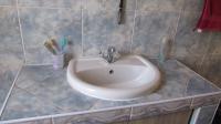 Bathroom 1 - 16 square meters of property in Krugersdorp