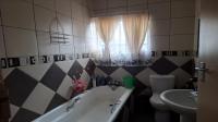 Bathroom 2 of property in Sonland Park