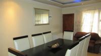 Dining Room - 16 square meters of property in Vosloorus