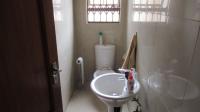 Guest Toilet - 3 square meters of property in Vosloorus