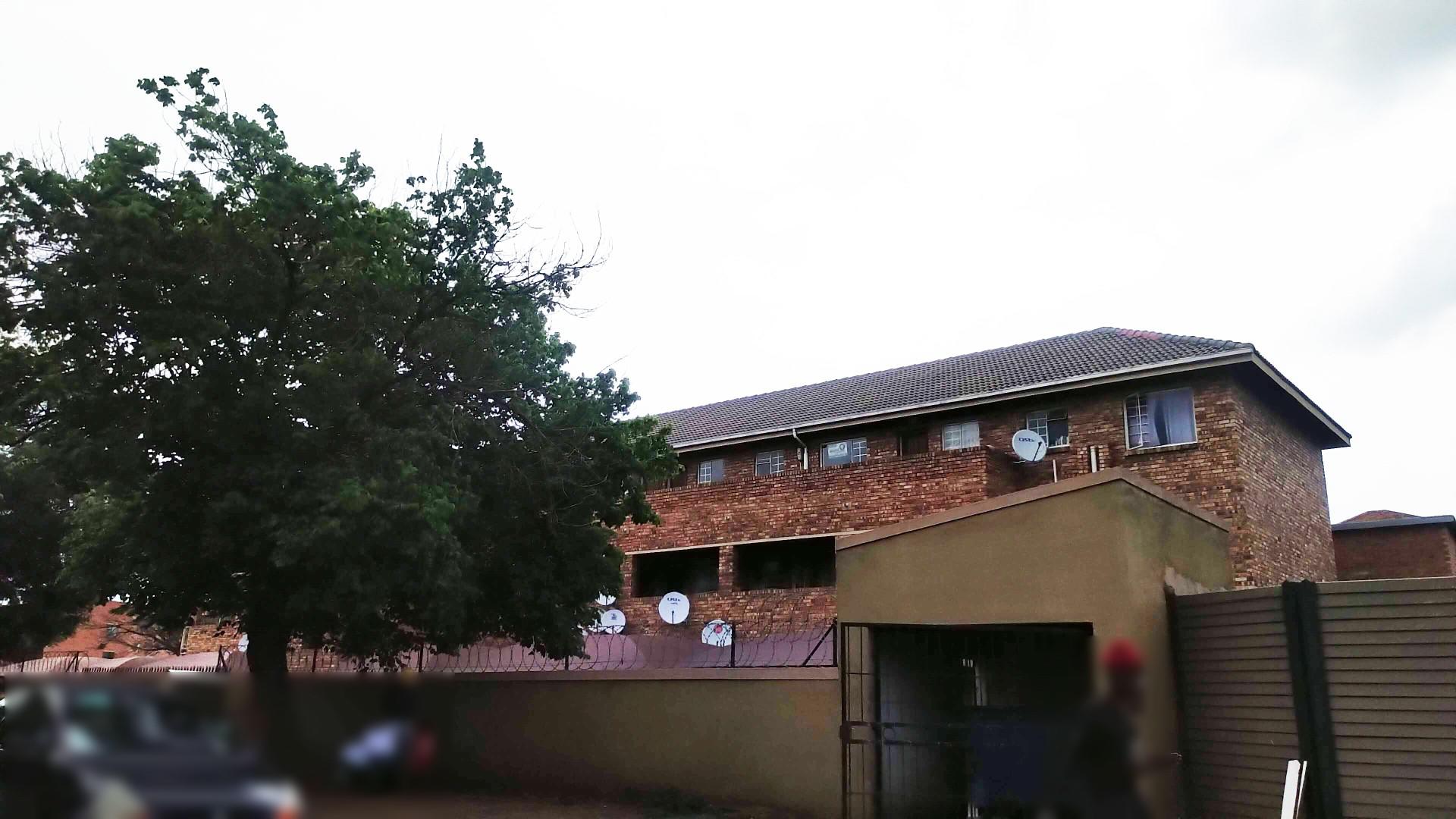 Front View of property in Kempton Park