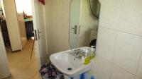 Bathroom 1 - 7 square meters of property in Kempton Park