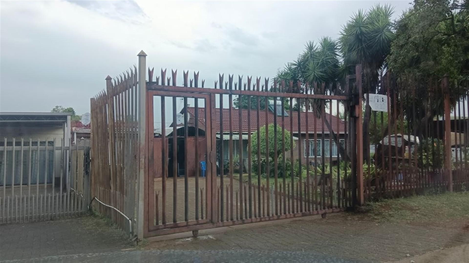 Front View of property in Danville