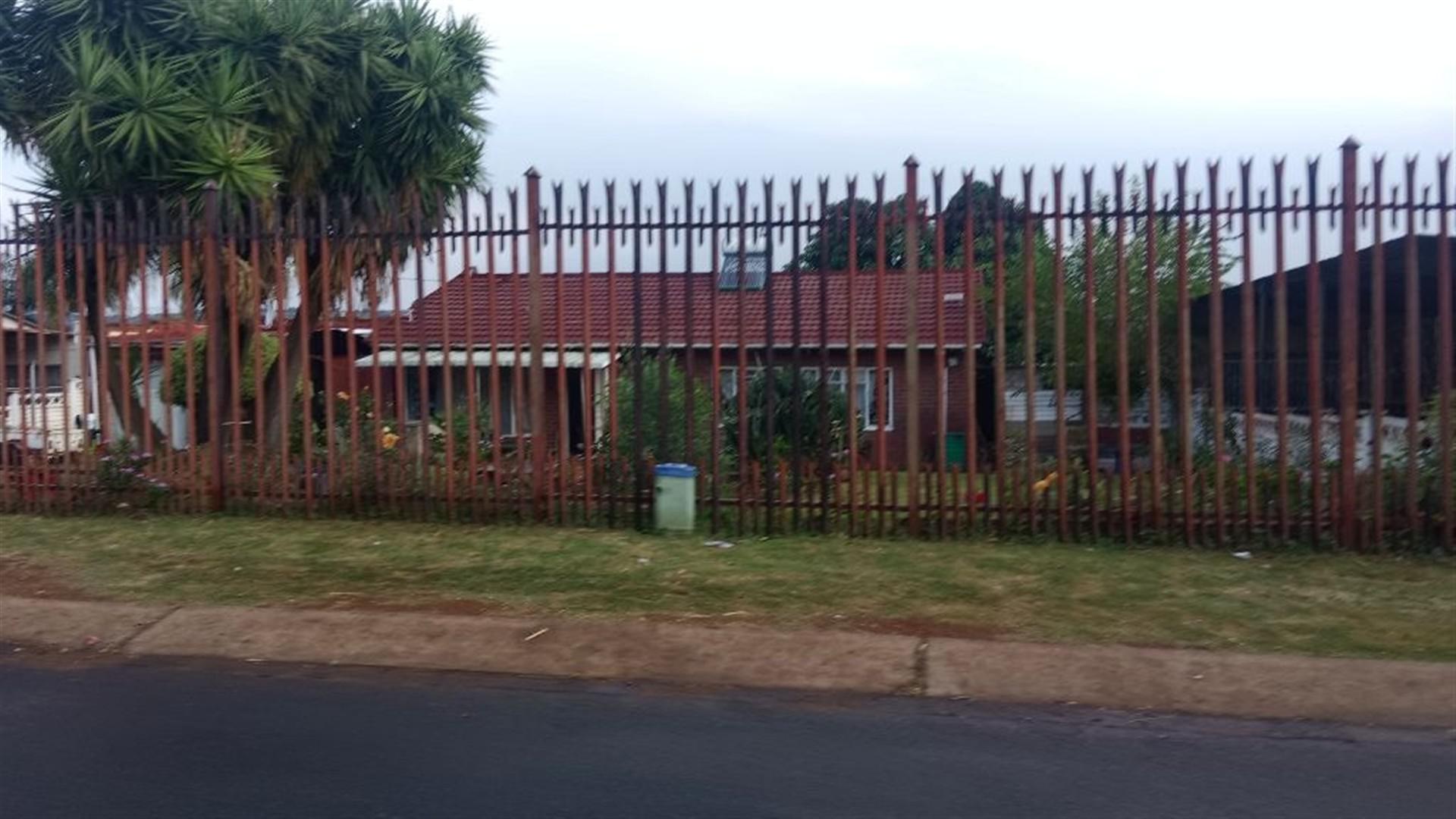 Front View of property in Danville