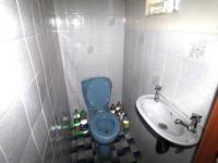 Bathroom 2 of property in Chatsworth - KZN