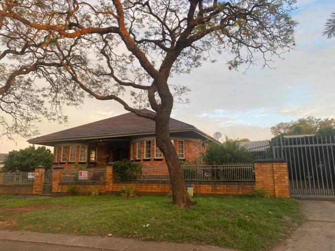 3 Bedroom House for Sale For Sale in Pretoria West MR42222