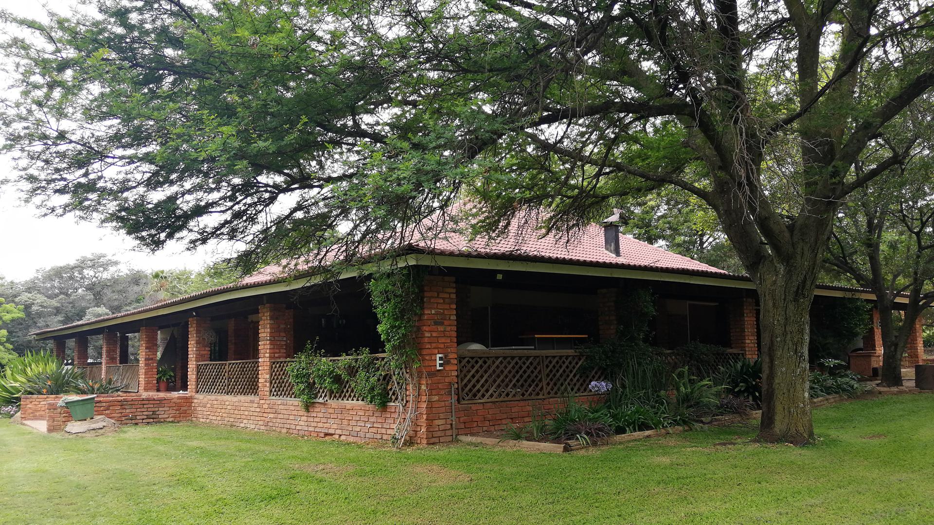 Front View of property in Mnandi AH