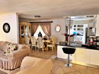 Lounges of property in Pellissier