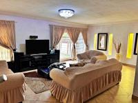 Lounges of property in Pellissier