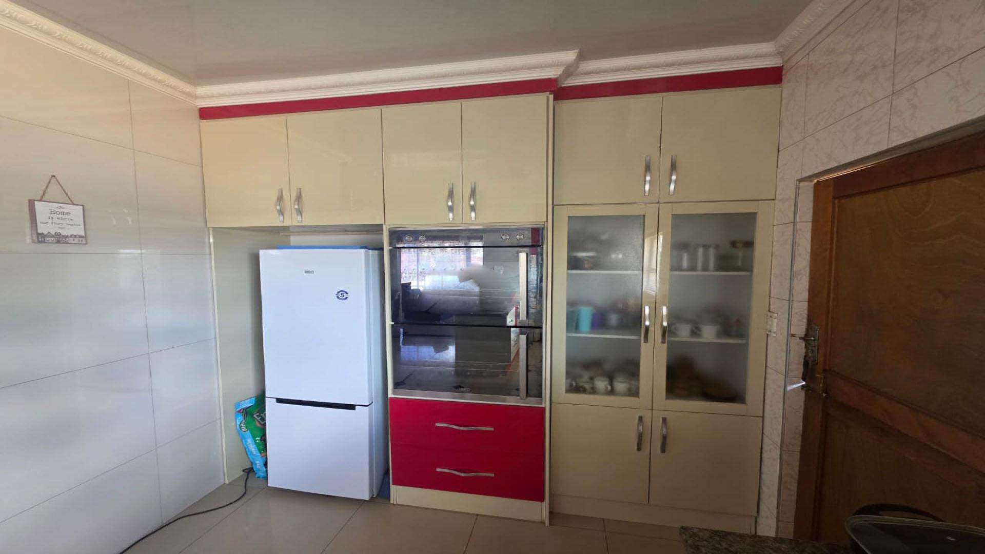 Kitchen of property in Beaconsfield