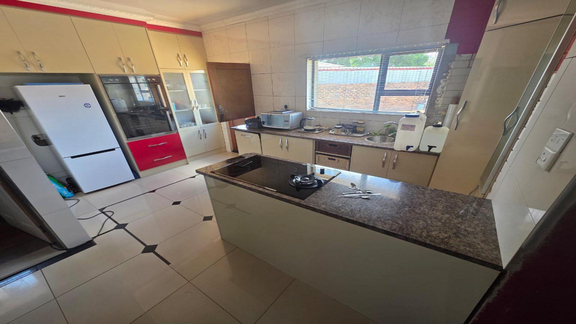 Kitchen of property in Beaconsfield