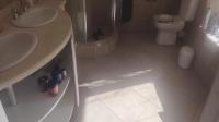 Bathroom 1 of property in Florida Park