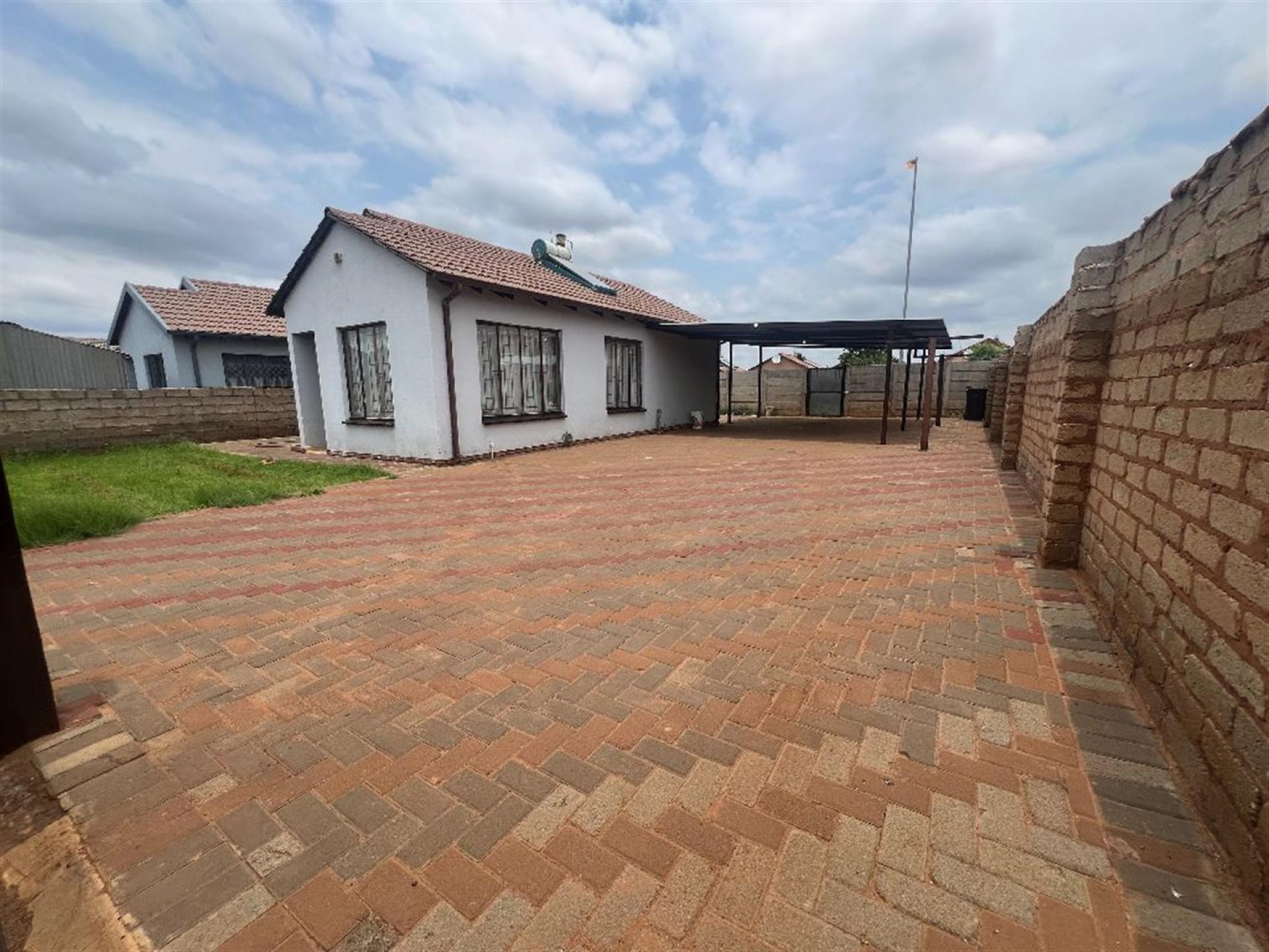 Front View of property in Soshanguve East