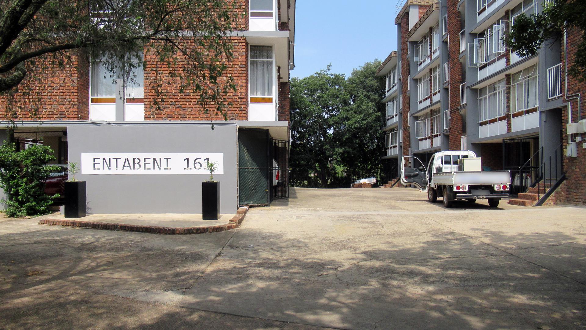 Front View of property in Kilner park