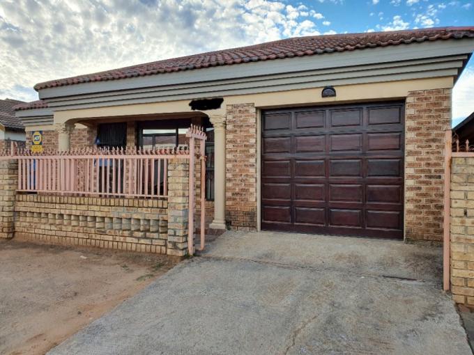 3 Bedroom House for Sale For Sale in Blomanda - MR423973