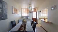 Dining Room - 13 square meters of property in Townsend Estate