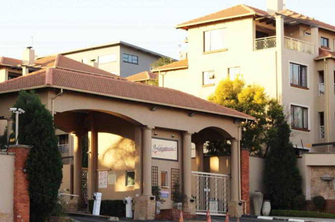2 Bedroom Apartment for Sale For Sale in Sunninghill - MR424057