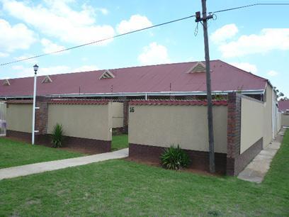 2 Bedroom Simplex for Sale For Sale in Germiston - Private Sale - MR42421