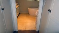 Main Bathroom - 12 square meters of property in Summerveld