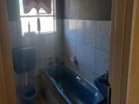 Bathroom 1 of property in Welkom