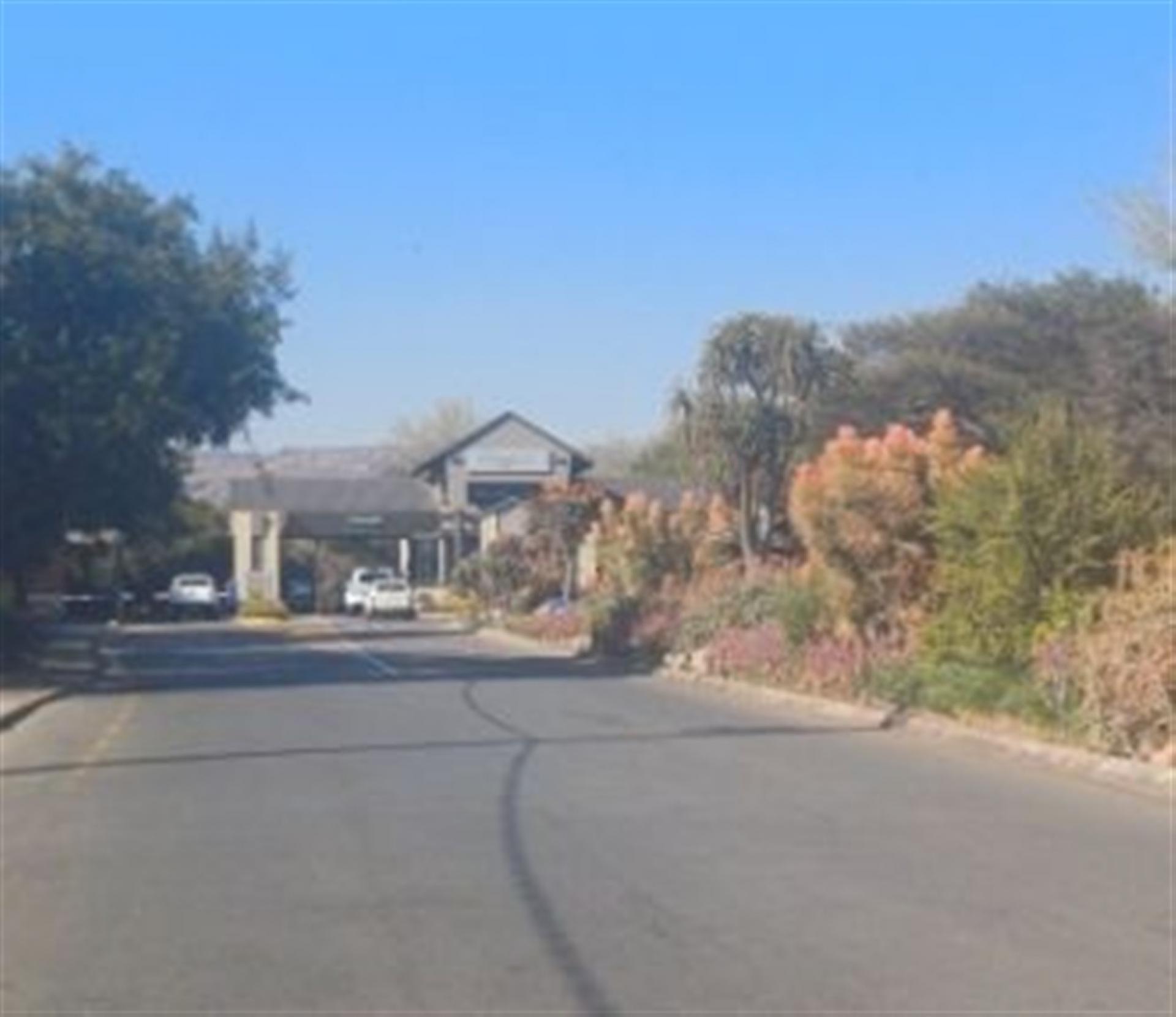 Front View of property in Featherbrooke Estate