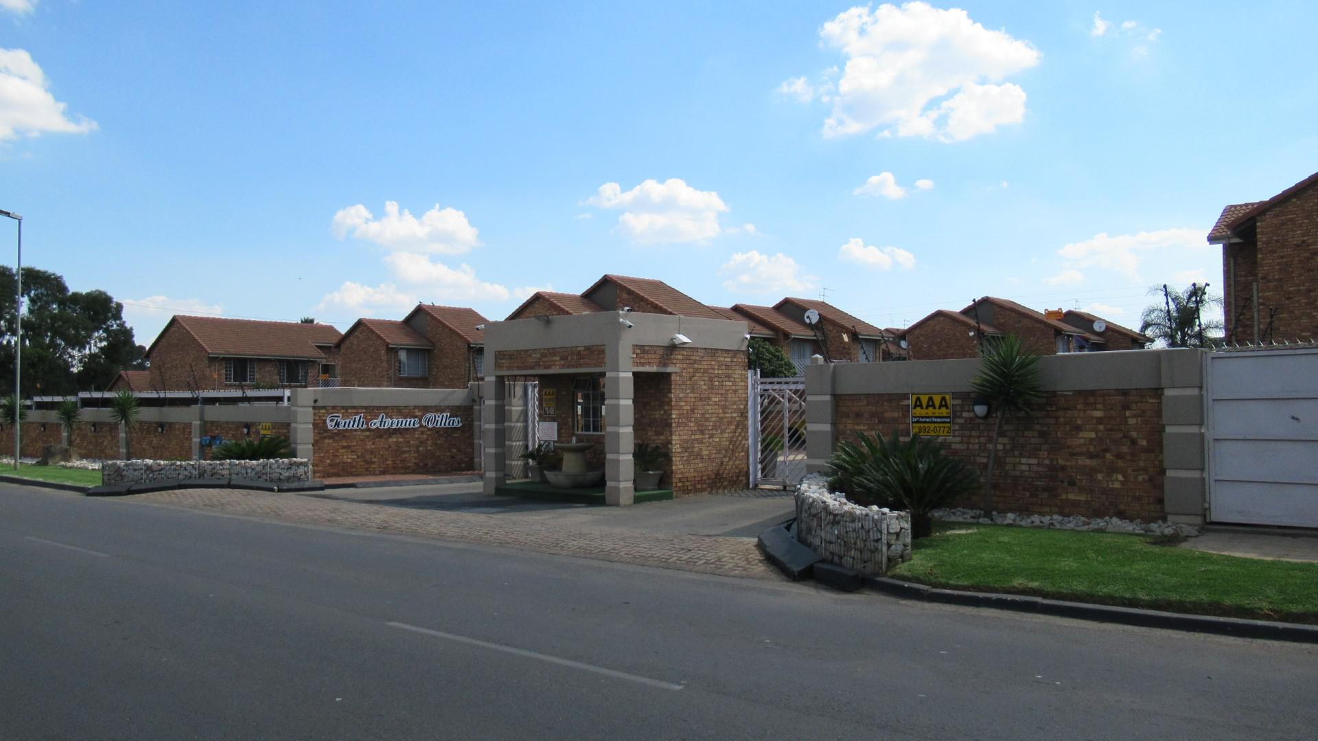 Front View of property in Boksburg
